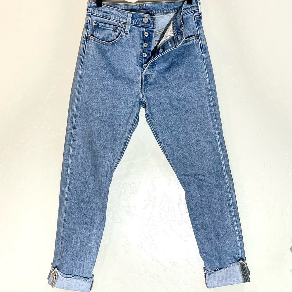 Levi’s 501 Skinny Jeans W27 L30 Button Fly Light Wash